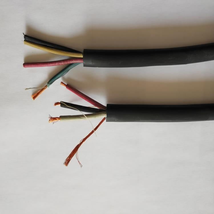 How does humidity affect the insulation resistance of lightweight mining cables