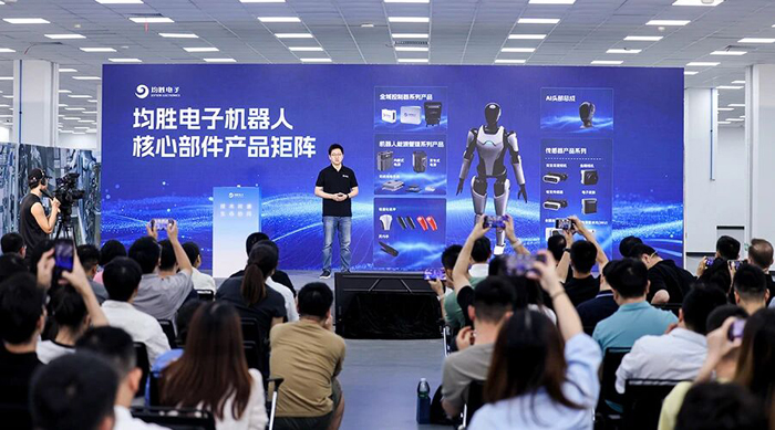 均勝電子發(fā)布機器人AI頭部總成與基于Jetson Thor的全域控制器